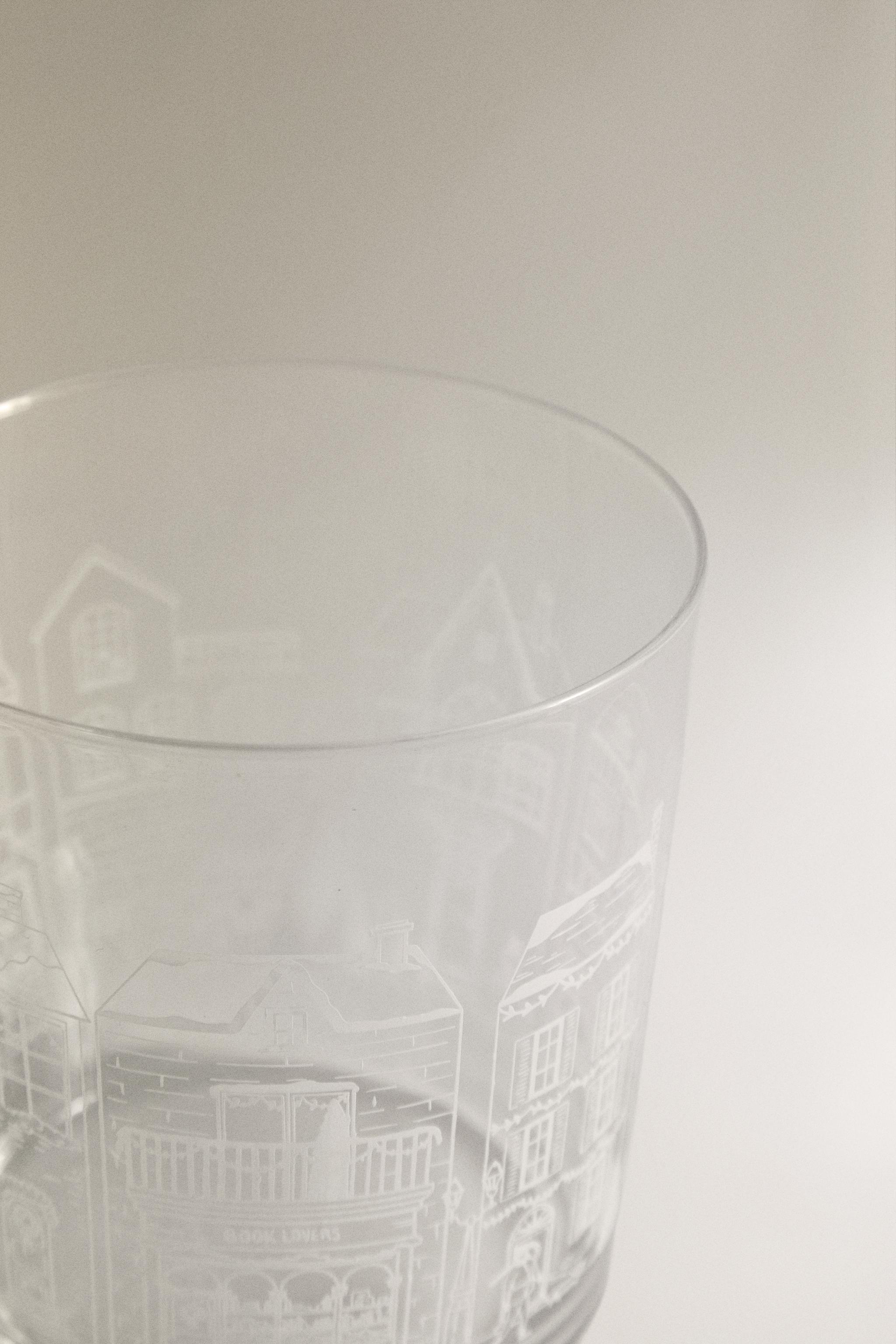 CHRISTMAS GLASS TUMBLER WITH HOUSE PRINT
